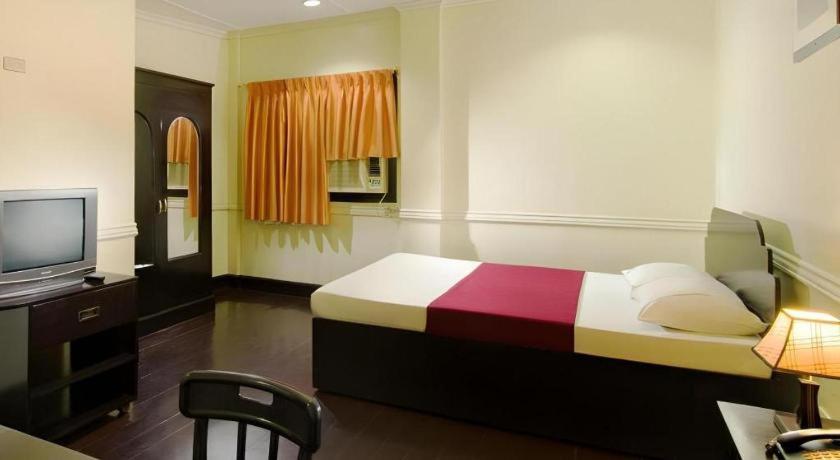 Vest Grand Suites Panglao Exterior foto